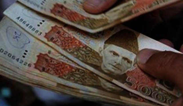 وفاقی ترقیاتی بجٹ کے 900 ارب میں سے 423 ارب خرچ ہو سکے