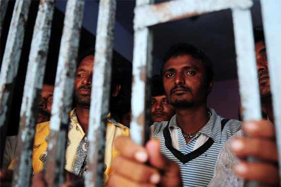 وزیراعظم کا پاکستان بھر میں قیدیوں کی سزا میں 2 ماہ کی کمی کا اعلان
