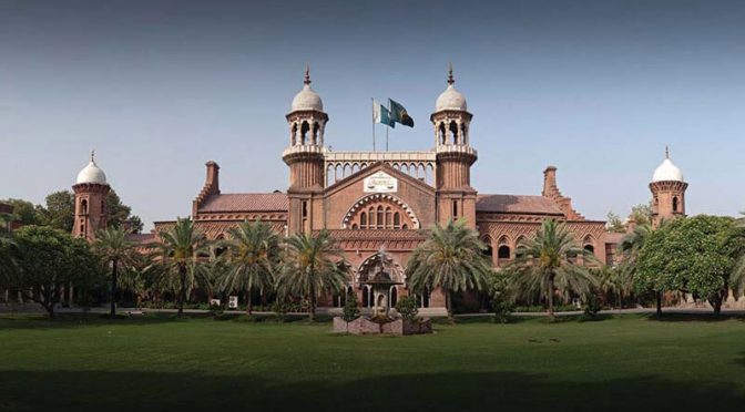وزیر اعلیٰ پنجاب کا حلف کون لے گا ؟ صدر نمائندہ مقرر کرے، لاہور ہائیکورٹ کا حکم