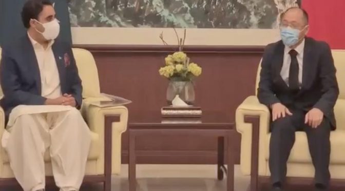 بلاول بھٹو کا چینی سفارتخانے کا دورہ: چینی باشندوں کے جانی نقصان پر اظہار افسوس