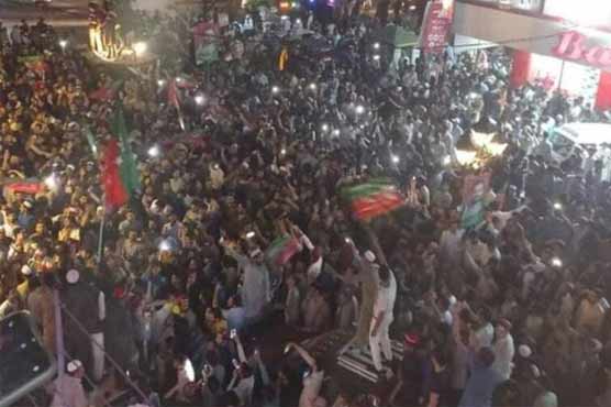مختلف شہروں میں ریلیاں، عمران خان نے عوام کا شکریہ ادا کردیا