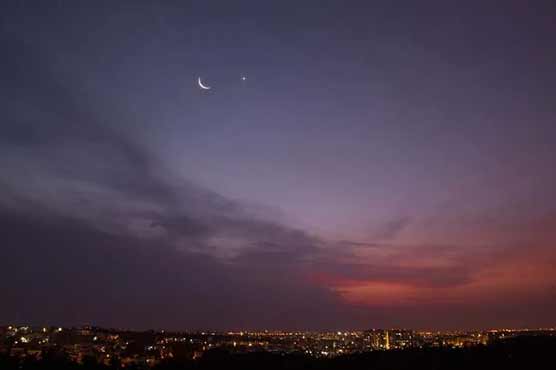 لاہور، اسلام آباد، کراچی میں رمضان کا چاند نظر آ گیا