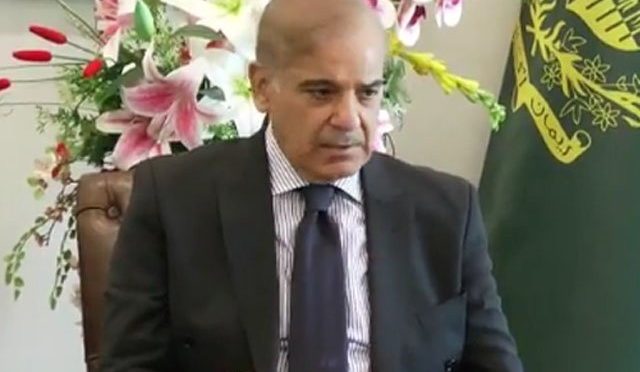 معاشی حالات توقعات سے کہیں زیادہ گھمبیر، لنگر خانوں کو نہیں چلایا جاسکتا: وزیراعظم