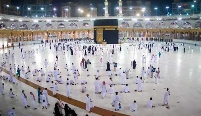 رمضان میں عمرہ زائرین کو رش سے بچانے کیلئے سعودی حکومت کا اہم فیصلہ