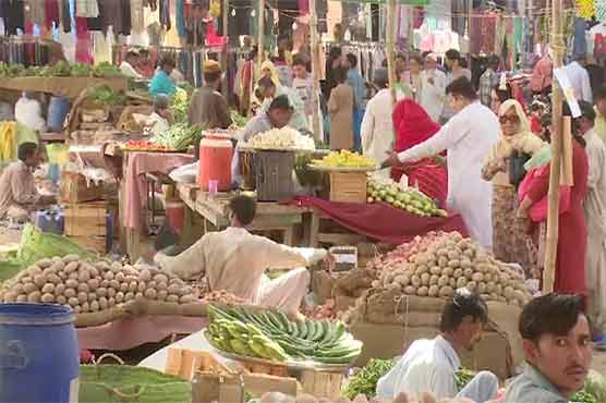 فیصل آباد میں اشیائے خورونوش کی قیمتوں میں دن بہ دن اضافہ، انتظامیہ قابو پانے میں ناکام