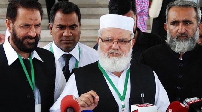 مرضی کی قانون سازی کی مذمت کرتے ہیں، صدر نے یوٹرن لے لیا، لیاقت بلوچ