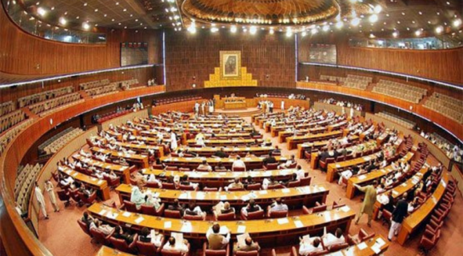 ’غیر فعال‘ قومی اسمبلی کا پہلا باقاعدہ اجلاس کل ہوگا