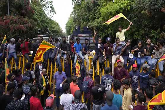 سری لنکا میں خراب معاشی صورتحال، عوام سڑکوں پر، ایمرجنسی نافذ