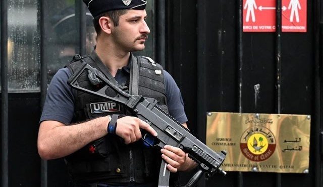 پیرس؛ قطر کے سفارت خانے میں داخل ہونے سے روکنے پر سیکیورٹی گارڈ قتل