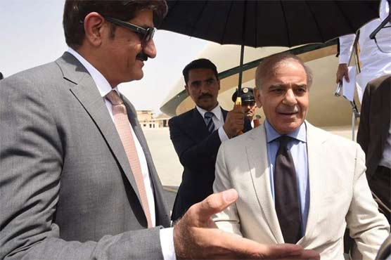 وزیر اعظم کا ایک روزہ دورہ کراچی،نیول اکیڈمی کی پاسنگ آؤٹ پریڈ میں شرکت