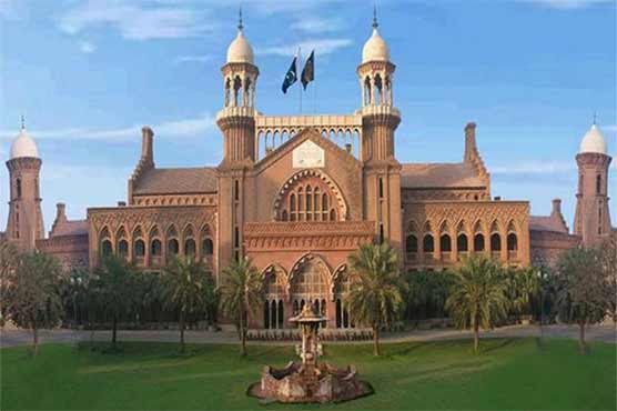 پٹرولیم قیمتوں میں اضافے کیخلاف سماعت، وفاقی حکومت اور اوگرا سے جواب طلب