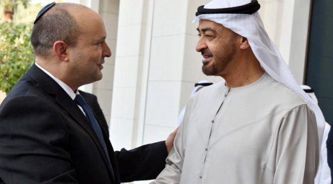 اسرائیلی وزیر اعظم غیر اعلانیہ دورے پر متحدہ عرب امارات پہنچ گئے