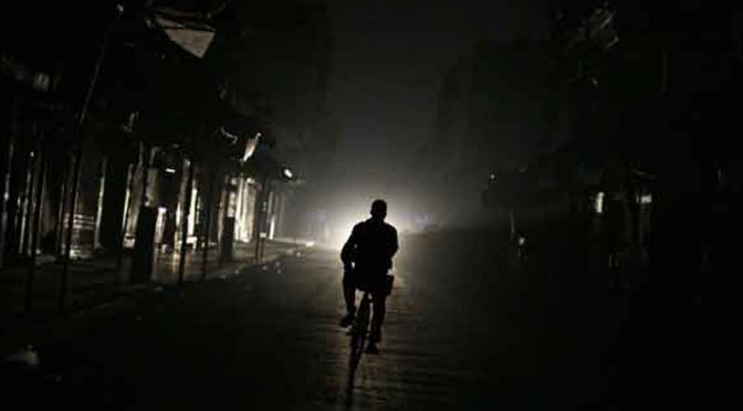 بجلی کا شارٹ فال 5 ہزار میگاواٹ سے زیادہ، کراچی میں 16 گھنٹے کی لوڈشیڈنگ