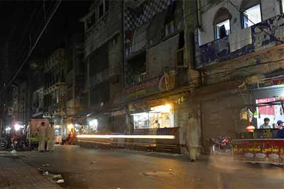 پنجاب میں کاروباری مراکز رات 9 بجے بند کرنے کا نوٹیفکیشن جاری