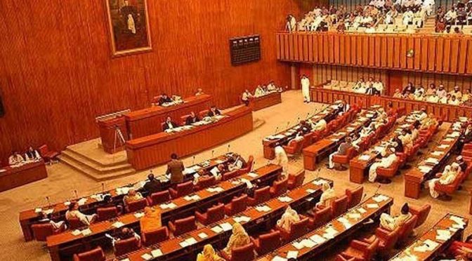 پرویز مشرف واپس آئیں یہ انکا گھر ہے، سب کیساتھ برابر کا رویہ ہونا چاہیے، یوسف رضا گیلانی