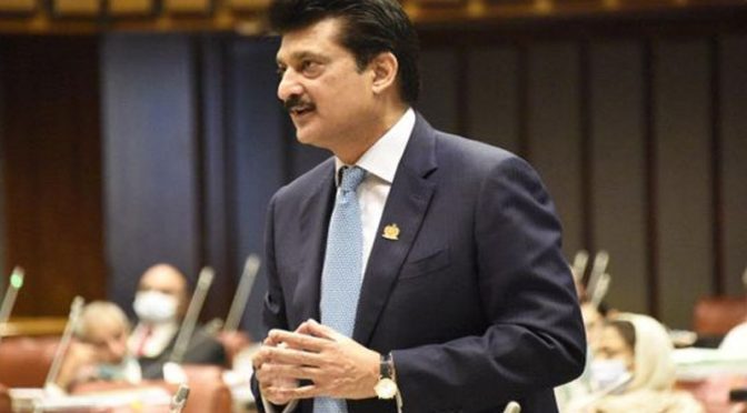 امریکی خوشنودی میں حکمران آخری حد تک جانے کو تیار ہیں، سینیٹر شہزاد وسیم