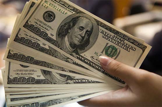 روپے کےمقابلے میں ڈالر کی پیش قدمی،208 روپے 25 پیسے کی بلند ترین سطح پر پہنچ گیا