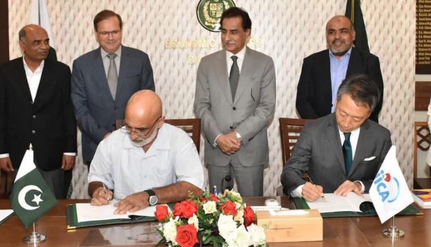 جاپان اور سوئٹزرلینڈ نے پاکستان کے ذمے 19کروڑ ڈالرز سے زائد قرض کی واپسی معطل کردی