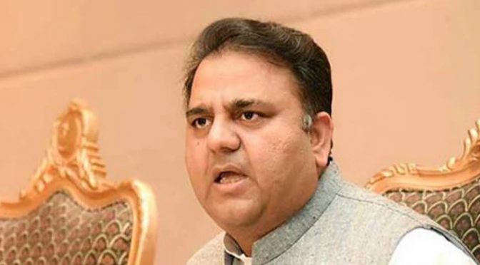 نواز شریف ملک میں آنے اور مریم نواز لندن جانے کیلئے نئی ڈیل چاہتے ہیں، فواد چودھری