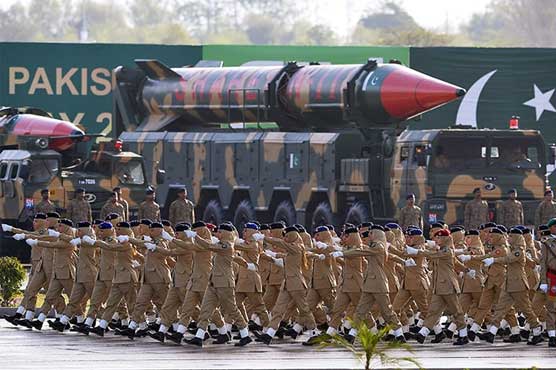 بجٹ 2022-23ء: دفاع کے لیے 1450 ارب روپے مختص