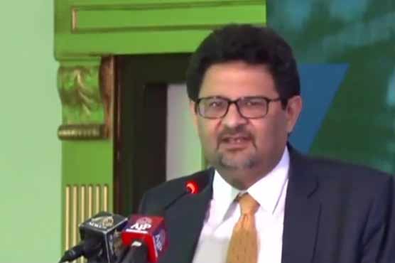 پٹرول اور ڈیزل پر سبسڈی ختم نہ کی تو ملک دیوالیہ ہو جائے گا: مفتاح اسماعیل