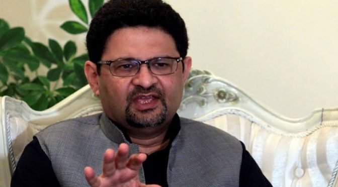 حکومت سے کوئی گاڑی نہیں لی ، نہ ہی پیٹرول لیتا ہوں اور نہ تنخواہ ،مفتاح اسماعیل