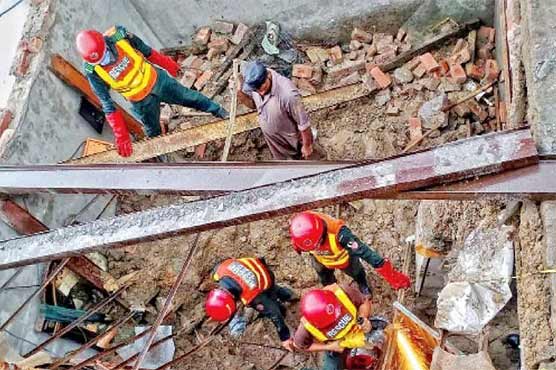 ساہیوال:گودام کی چھت گرنے سے 4 خواتین جاں بحق،18 افراد زخمی