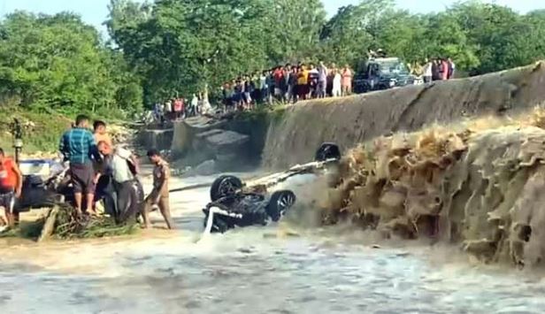 بھارت: ریاست اتراکھنڈ میں کار دریا میں گرنے سے 9 افراد ہلاک