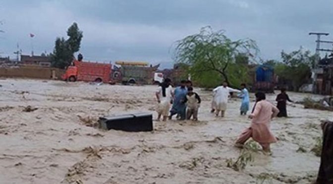 ہرنائی میں بارش اور سیلاب کی باعث ایمرجنسی نافذ، شاہراہیں اور رابطہ پل متاثر