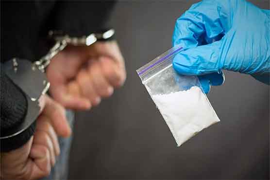 فیصل آباد ایئرپورٹ، شارجہ جانے والے مسافر سے 1200 گرام سے زائد منشیات برآمد
