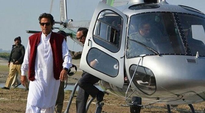 عمران خان کے جہاز کے پائلٹ کو نامعلوم نمبروں سے دھمکیاں، پی ٹی آئی رہنماوں کا دعوی