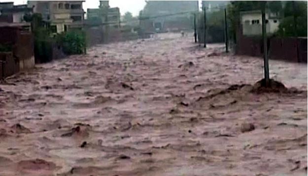 چترال: سیلابی ریلے میں 7 افراد بہہ گئے، 5 کی لاشیں برآمد