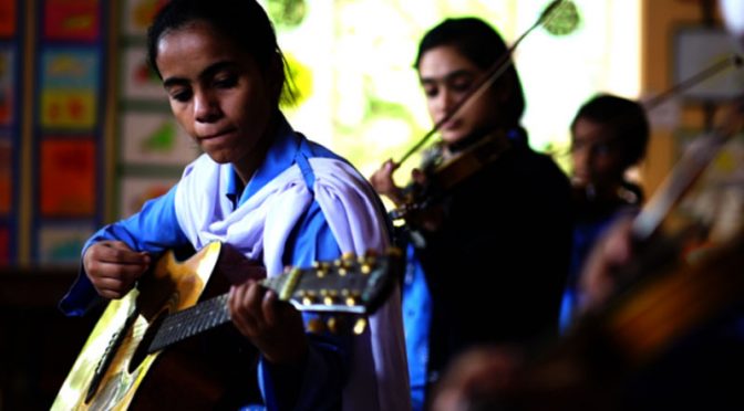 سندھ کے سرکاری اسکولوں میں بچے موسیقی سیکھیں گے
