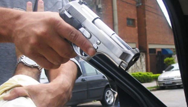 کراچی: گلشن اقبال میں گاڑیاں اور موٹر سائیکل چوری اور چھیننے کی وارداتوں میں اضافہ