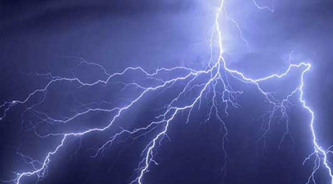 تھر پارکر میں آسمانی بجلی گرنے سے 2افرادجاں بحق