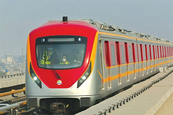 اورنج ٹرین میں بزرگوں اور خصوصی افراد کو مفت سفر کی سہولت دینے کا فیصلہ