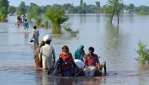 دادو : مختلف علاقوں میں سیلاب کی بگڑتی صورتحال، شہریوں کو محفوظ مقامات منتقل ہونےکی ہدایت