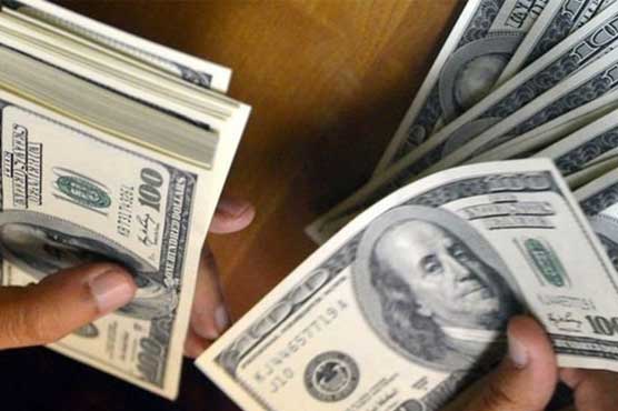 روپے کے مقابلے میں ڈالر کی قدر 218 روپے سے تجاوز کر گئی