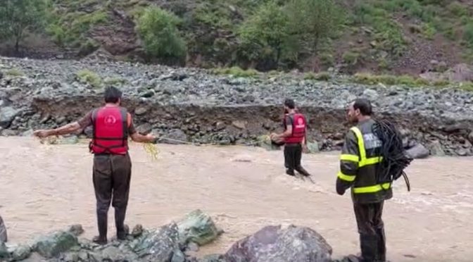دیر بالا: سیلابی ریلے میں 5 بچے بہہ گئے، 3 کی نعشیں برآمد، 2 کی تلاش جاری