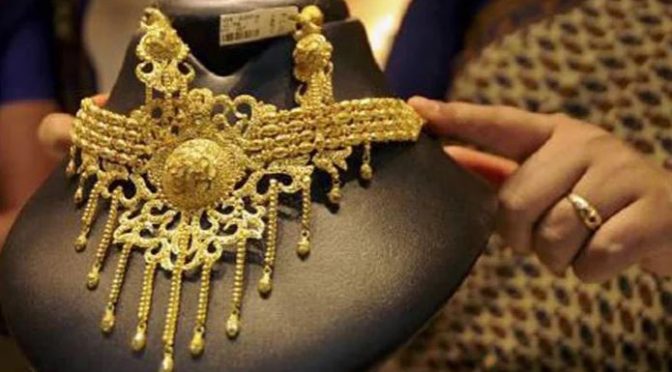 ملک میں سونے کی قیمت میں کمی ہوگئی