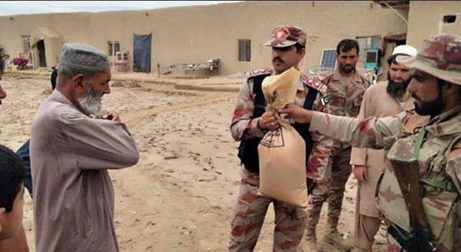 پاک فوج کا سیلاب متاثرین کیلیے اپنا 2 روز کا راشن عطیہ کرنے کا اعلان