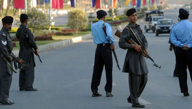ممنوعہ فنڈنگ کیس کا فیصلہ، الیکشن کمیشن میں پولیس اور ایف کے 1000 جوان تعینات ہونگے