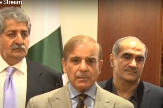 تاجروں پر فکس ٹیکس، بلوں پر فیول ایڈجسٹمنٹ سرچارج ختم، وزیراعظم کا بڑا اعلان