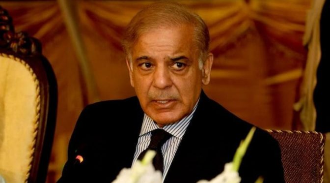 قوم اللہ تعالیٰ کے حضور وطن کے بیٹوں کی سلامتی کیلئے دعا گو ہے، وزیراعظم