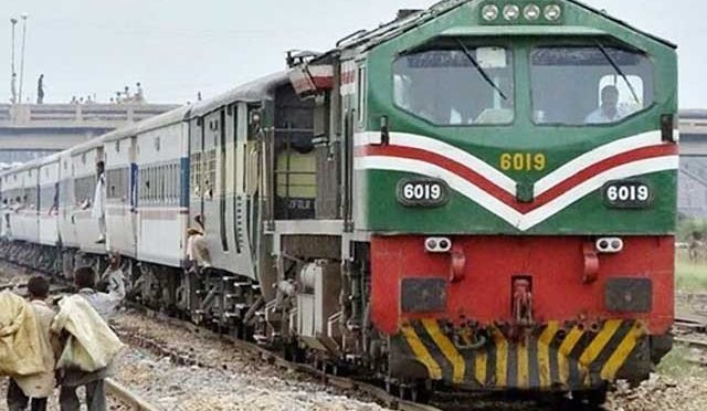 پاکستان ریلوے کا خسارہ 45 ارب روپے سے تجاوز کرگیا