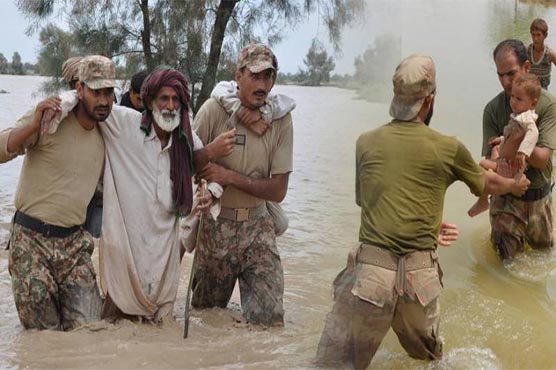 پاک فوج کا سیلاب متاثرہ علاقوں میں ریلیف آپریشن، 50 ہزار سے زائد افراد محفوظ مقامات پر منتقل