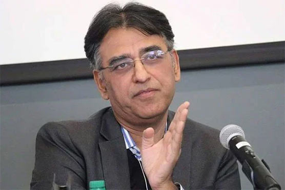 آئی ایم ایف معاہدے کے بعد روپے کی قدر تیزی سے گر رہی ہے: اسد عمر