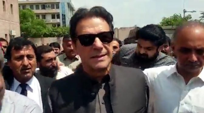 میں بڑا خطرناک ہوں اور ہر روز زیادہ خطرناک ہوتا جا رہا ہوں، عمران خان