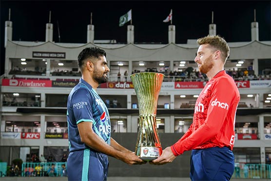 انتظار کی گھڑیاں ختم، پاکستان اور انگلینڈ آج 17 سال بعد کراچی میں مدمقابل