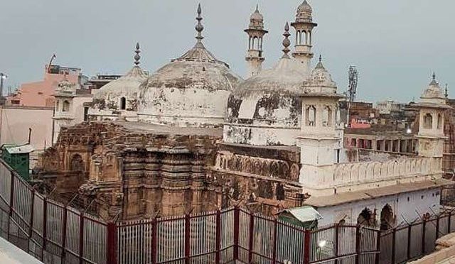 بھارت میں ایک اور قدیم مسجد کی جگہ مندر بنانے کی تیاریاں